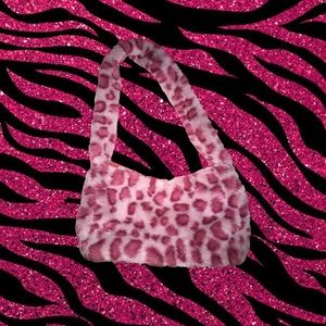 Mini Fluffy Leopard Print Baguette Bag